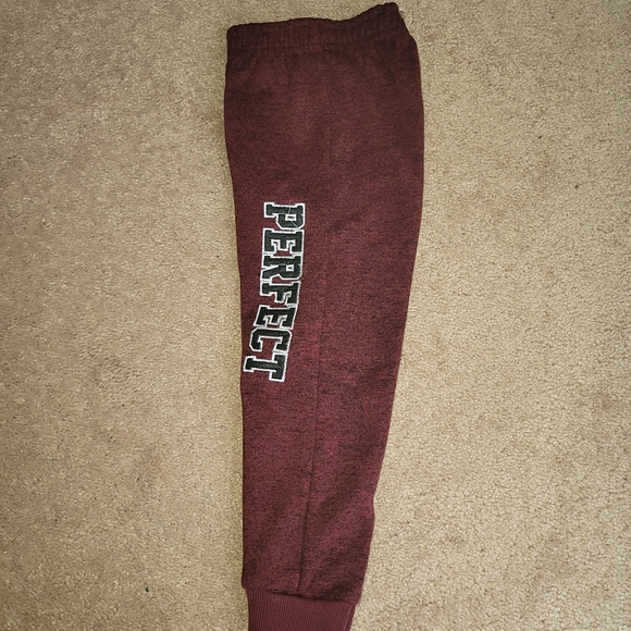 Sweatsuit - Picture 4 of 4